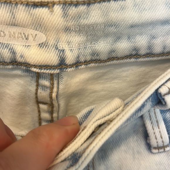 Old Navy Rockstar super skinny high rise button fly jeans - Picture 3 of 4